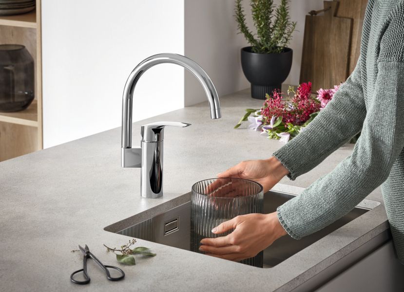 Змішувач для кухні Grohe Eurosmart New (33202003) 33202003 фото