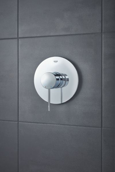 Змішувач прихованого монтажу для 1 споживача Grohe Essence New (24057001) 24057001 фото
