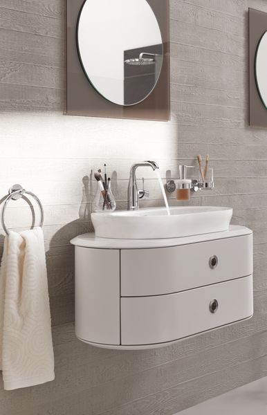 Змішувач для раковини M-розміру Grohe Essence New (23462001) 23462001 фото