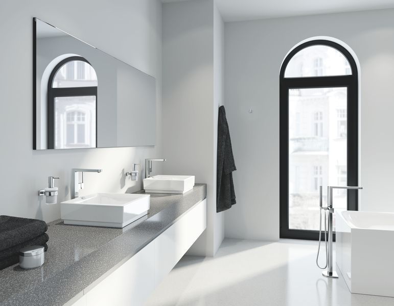 Змішувач для ванни Grohe Plus одноважільний, підлогового монтажу (23846003) 23846003 фото