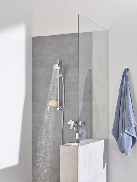 Душовий гарнітур зі штангою, 3 режими струменю Grohe New Tempesta Cosmopolitan (27929002) 27929002 фото