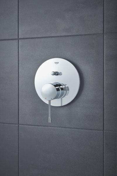 Змішувач прихованого монтажу на 2 споживача Grohe Essence New (24058001) 24058001 фото