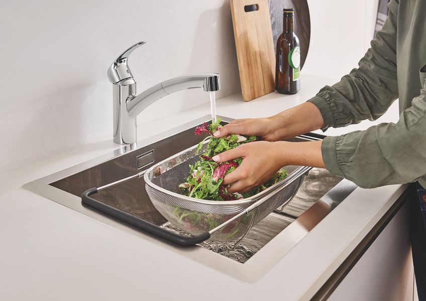 Змішувач для кухні з висувним виливом Grohe Eurosmart (30305000) 30305000 фото