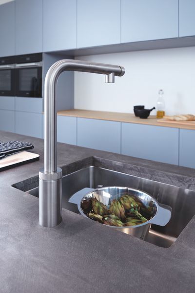 Змішувач для кухні з висувним виливом Grohe Minta SmartControl (31613DC0) 31613DC0 фото