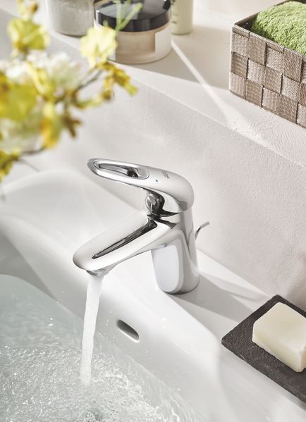 Змішувач для раковини S-розміру Grohe Eurostyle (33558003) 33558003 фото