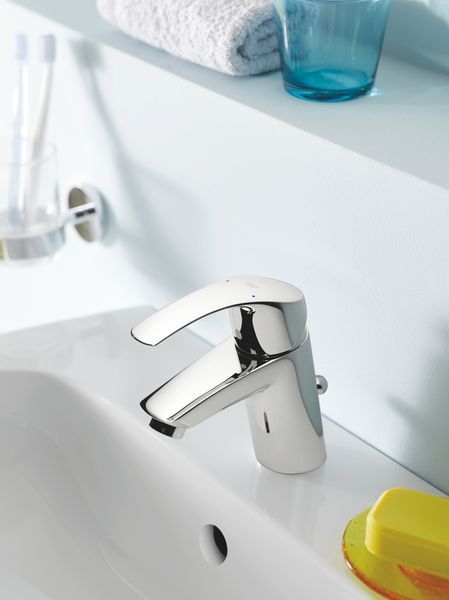 Змішувач для раковини S-розміру Grohe Eurosmart (33265002) 33265002 фото