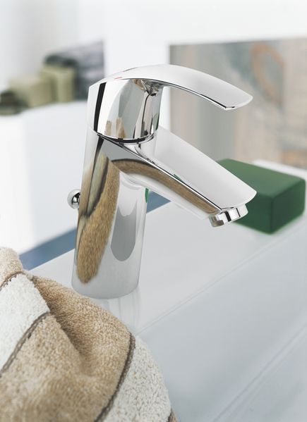 Змішувач для раковини M-розміру Grohe Eurosmart (23322001) 23322001 фото
